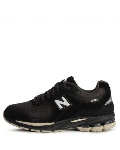 2002R Black with Timber Wolf and White