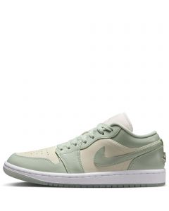 JORDAN Air 1 Low SE HQ3529 099 - Shiekh