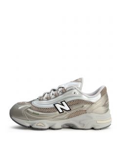 New Balance Running Shoes for Men & Women | Shiekh.com