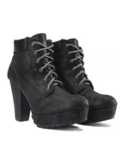 Buy The Latest Women S Platform Boots Shiekh Com