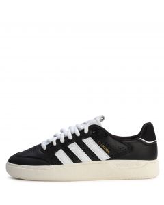 Tyshawn Low Core Black / Cloud White / Chalk White