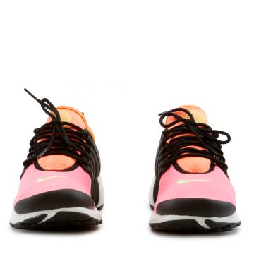 nike air presto sneakers in sunset pulse/atomic orange