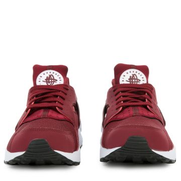 team red huarache