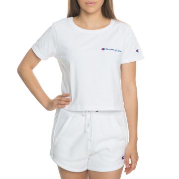 white cropped champion shirt