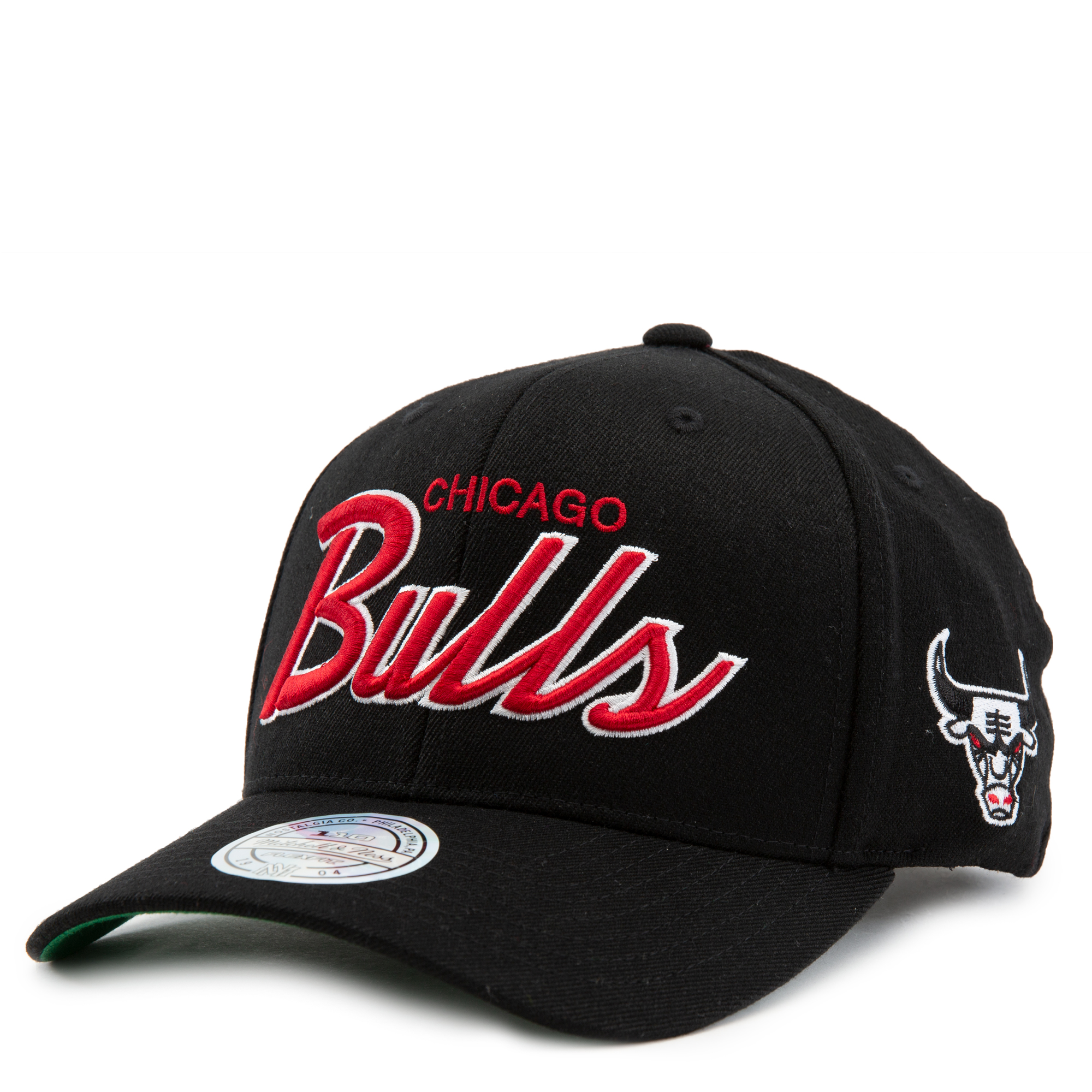 Mitchell & Ness 110 Chicago Bulls snapback cap in black