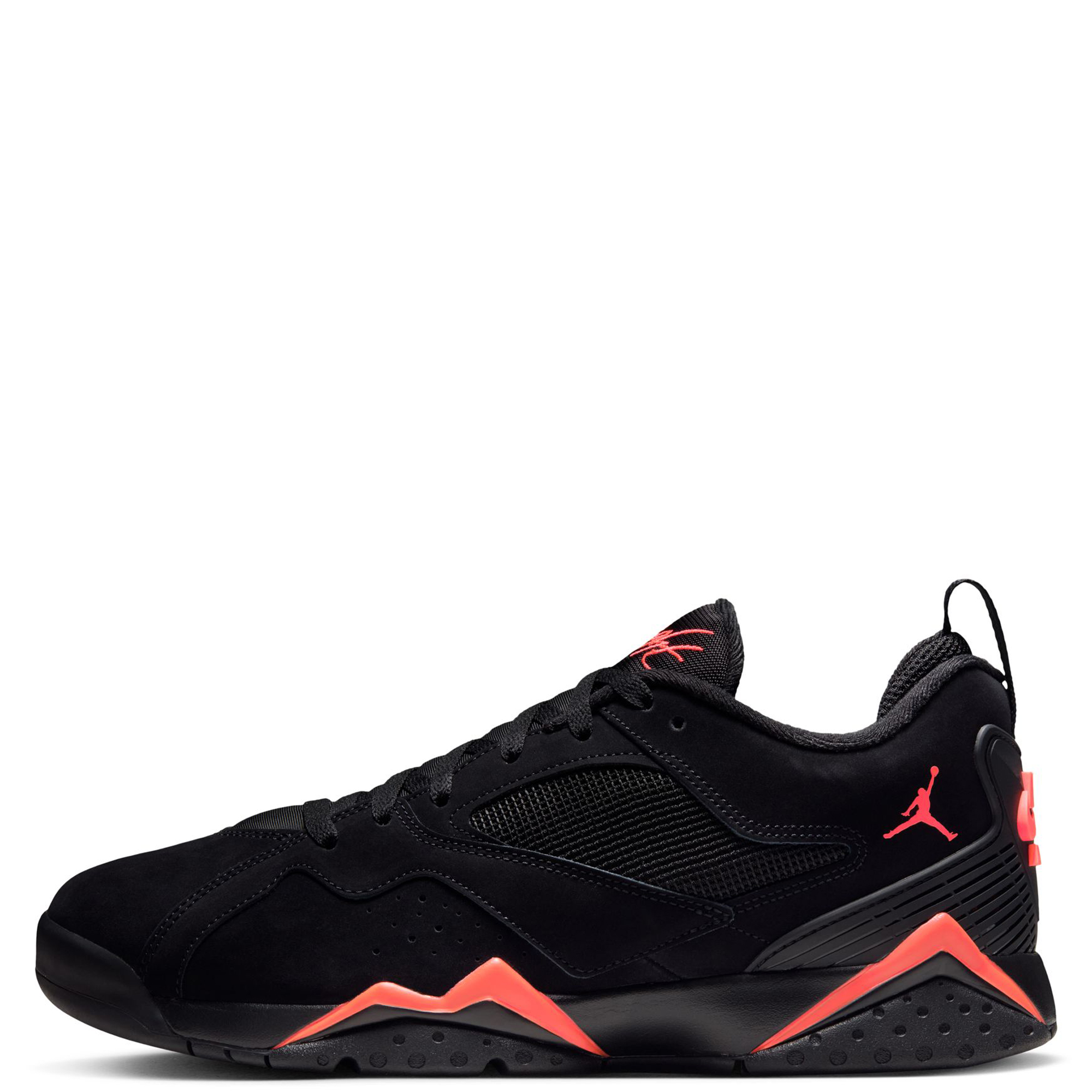 Nike Air Jordan ブラック スニーカー ee0ddc7e411d1f6af8bd2d2f74f84a